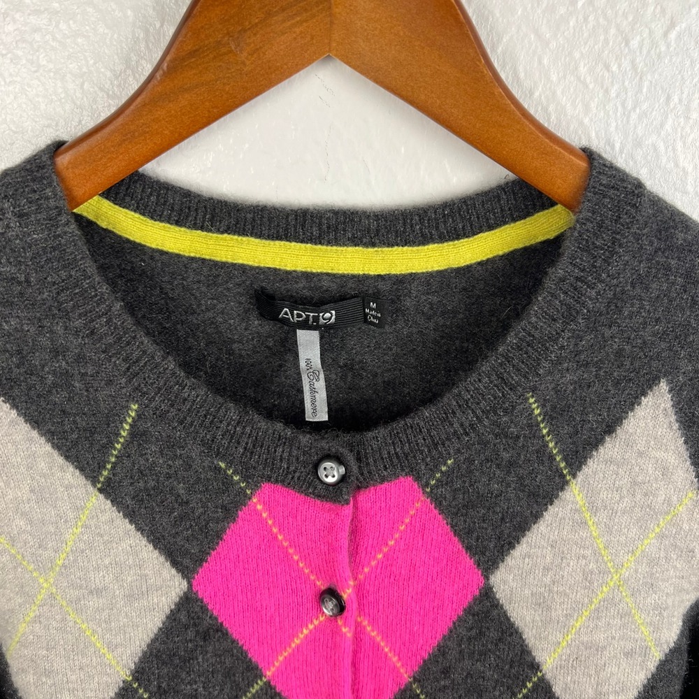 100% Cashmere Argyle Cardigan Medium Grey Pink Preppy Academia Teacher Layers - Picture 9 of 10